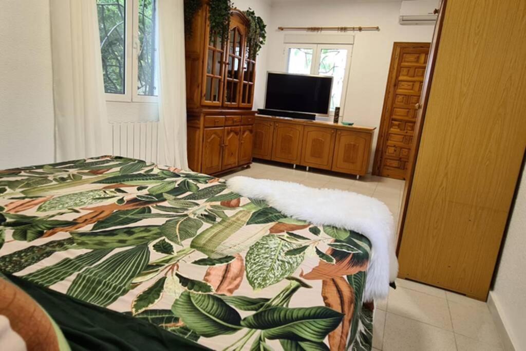 Tropical Paradise Villa In Torrevieja Exterior photo